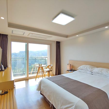 Jeju Lavender Hotel Seogwipo Eksteriør billede