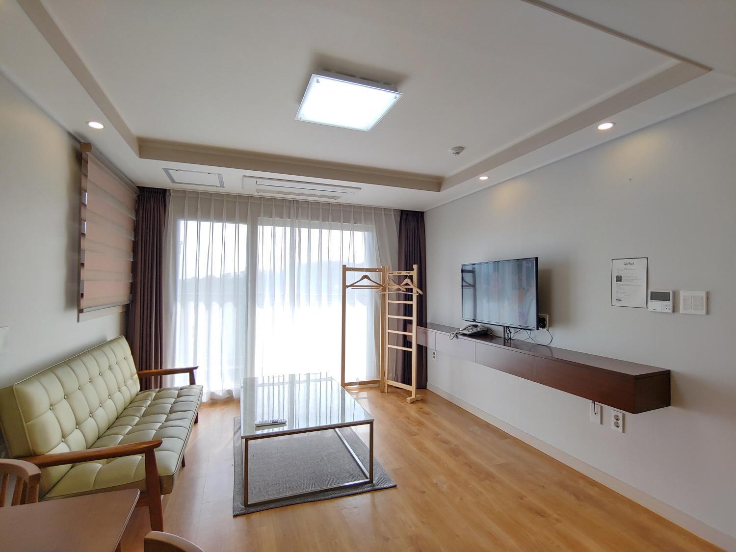 Jeju Lavender Hotel Seogwipo Eksteriør billede