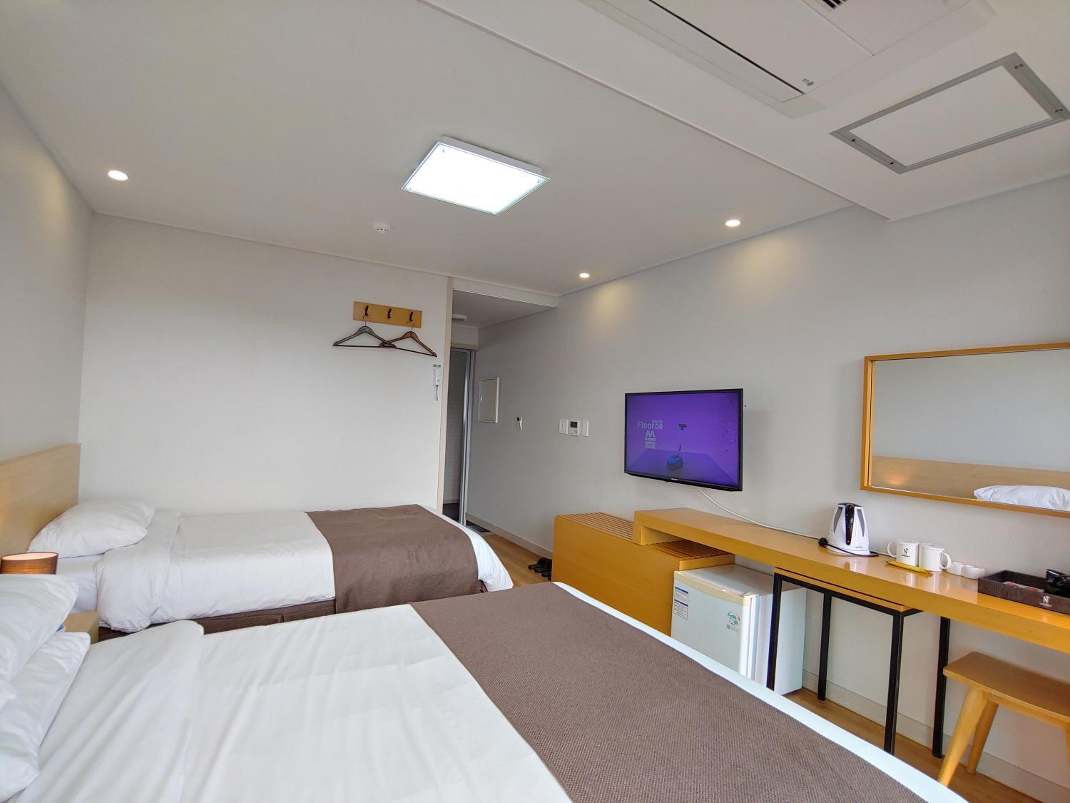 Jeju Lavender Hotel Seogwipo Eksteriør billede