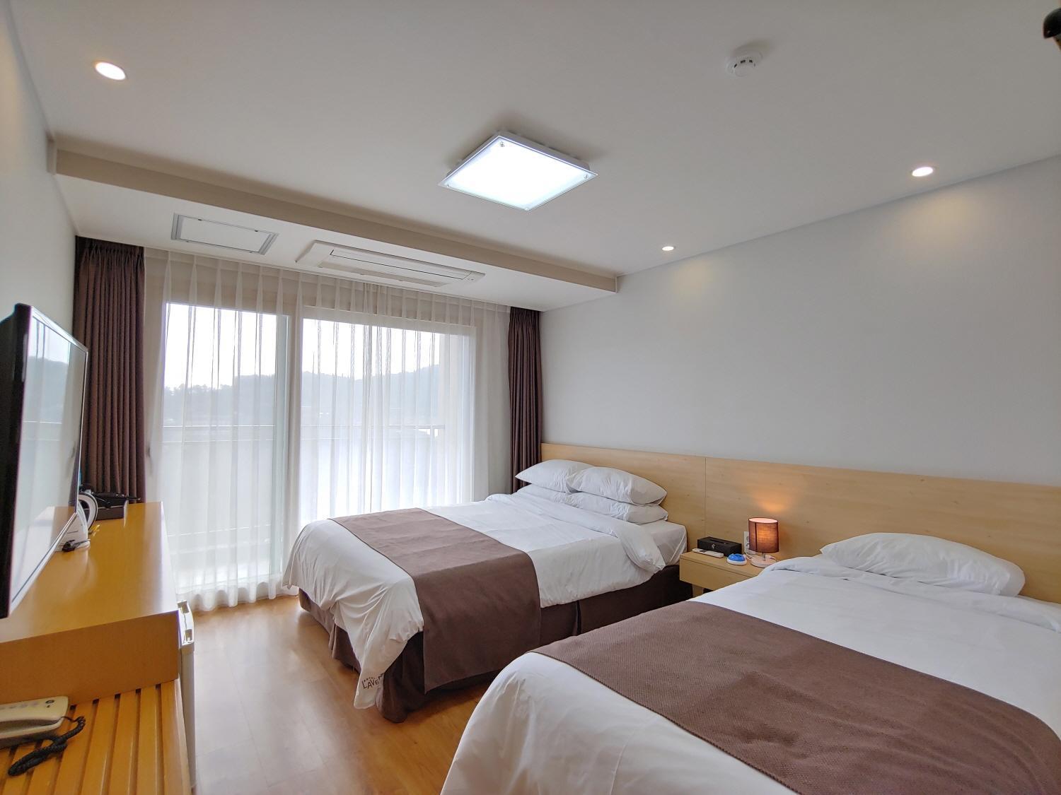Jeju Lavender Hotel Seogwipo Eksteriør billede
