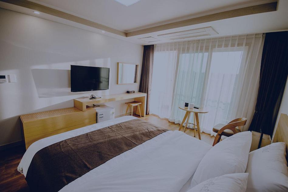 Jeju Lavender Hotel Seogwipo Eksteriør billede